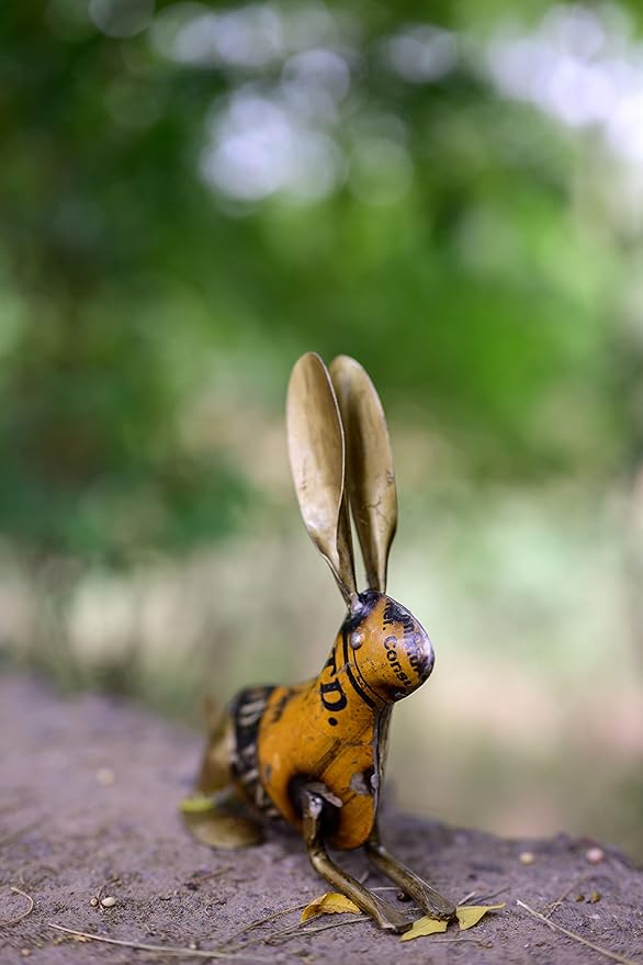 De Kulture Handcrafted Recycled Iron Gold Bunny Standing Decorative Collectible Figurine showpiece Beautify Home Office Holiday décor| Ideal for Garden Balcony Terrace Decoration,6x2x6.5 (LWH) inches