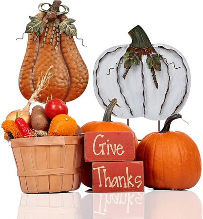 Morning View Pumpkin Garden Stakes Metal Yard Sign Fall Decor Outdoor Autumn Yard Stake Art Pumpkin Lawn Ornaments for Patio Porch Thanksgiving Halloween Harvest 17.5 Inches Tall Set of 3