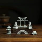 6 PCS Mini Zen Garden Accessories, Miniature Garden Bridge Foo Dogs Torii Gate Sandstone Figurines Meditation Zen Decor Japanese Fish Tank Terrarium Bonsai Decorations (Art Deco)