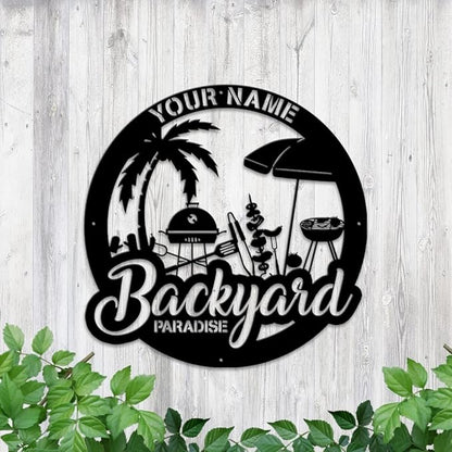 MeMate Backyard Sign Outdoor Decor, Large Metal Bar & Grill Plaque, Personalized Metal Sign for Backyard, Patio, Custom Name Signs for Porch, Deck, Housewarming Gifts for Family Friends