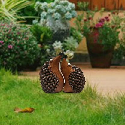 Garden Statues 1Pair Couple Hedgehog Statues Cute Resin Animals Figurines Sculptures Garden for Yard Landscape Plant Pots Craft Wedding Yard Ornaments Decor
