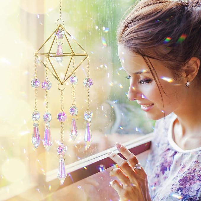 DEMIUKO Crystal Suncatcher, Suncatchers for Windows Hanging Prism Rainbow Maker Suncatchers with Crystals Indoor Outdoor Home Garden Decor for Birthday Thanks Giving Christmas(Rhombus)