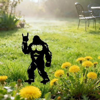 GLOBLELAND 2pcs Savage Mental Garden Stakes Black Silhouette Sasquatch Decorative Yard Stakes Trees Metal Outdoor Art Decor for Yard Patio Lawn Walkway Ornament