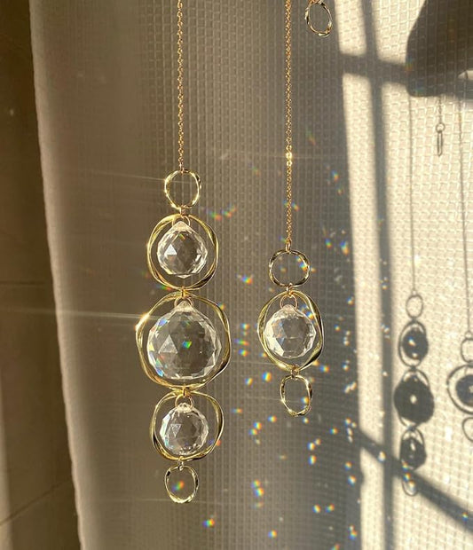 Crystal Suncatchers for Windows Hanging, 2Pcs Garden Sun Catcher Crystal Prism Balls Rainbow Maker Hanging Ornament for Home Decor
