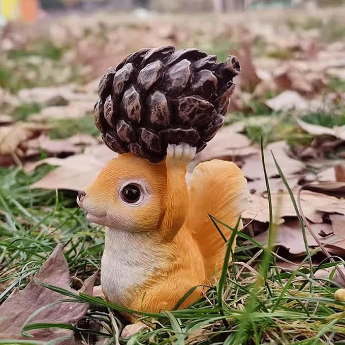 Garden Statues Garden Squirrel Statues Resin Squirrel Figurine Holding Pinecone Animal Figurines for Outdoor Lawn and Yard Garden Decoration Yard Ornaments Decor
