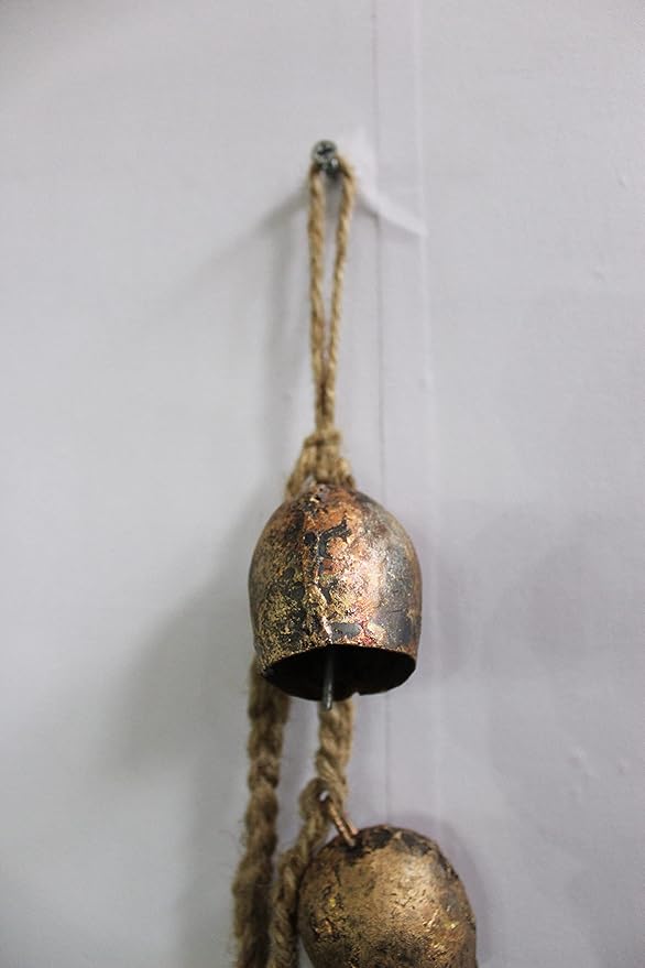 Mango Gifts Rustic Iron Barn Bell Wind Chimes with Rope, 4 Vintage Shabby Chic Hanging Bells for Boho Farmhouse Home Decor AMD Decorative Metal Wind Chime for Porch, Patio & Garden – 45 cm Height