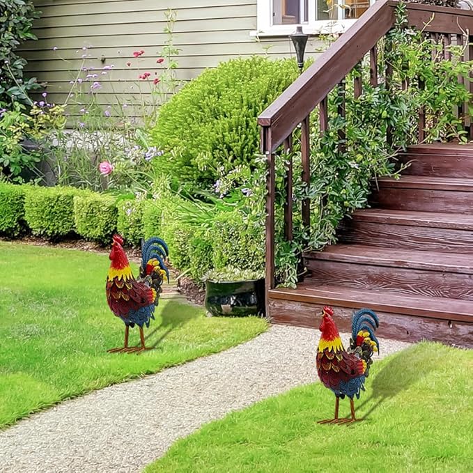 Metal Rooster Yard Decor,16 in Outdoor Chicken Statue Decoration for Patio Lawn Garden,3D Rooster Garden Statues,Chicken Yard Art Sculpture Outdoor Figurines,Metal Chicken Decor,1 Pcs (red)