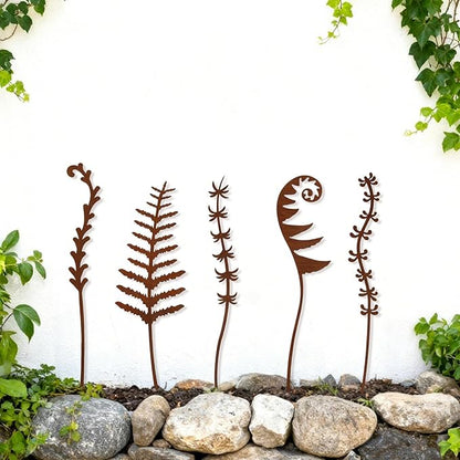 Penitue 5pcs Metal Flowers for Outside, Rustic Decorative Garden Stakes Weather-Resistant Metal Flowers Garden Decor for Yard Art Flower Bed Plant Stakes Lawn Pathway Decorations(Style 2)