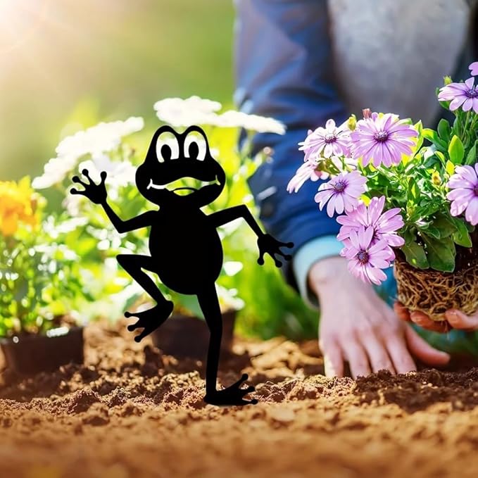Metal Dancing Frog Silhouettes Garden Decor Frog Fence Topper Garden Statues Stakes Art Metal Yard Garden Decoration, Black