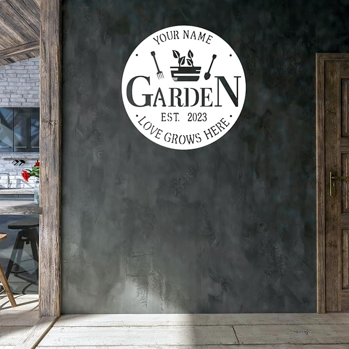CFC0121316 Metal Garden Sign, Personalized Metal Sign Outdoor Decoration, Exclusive Customized Name Plaque Decoration for Potting Shed, Mom, Grandma, Grandpa