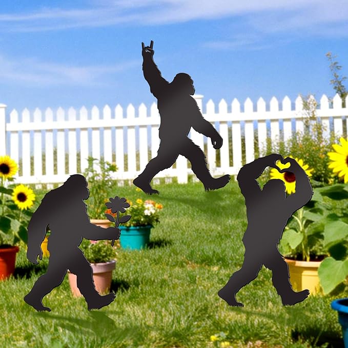 3 Pcs Metal Bigfoot Yard Decor, Unique Bigfoot Decor and Animal Gifts, Black Metal Yard Decor, Outdoor Animal Sasquatch Decor for Patio Garden and Lawn (Unique)