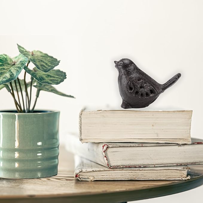 Cast Iron Bird Sculpture Outdoor Statue Hollow Carved Bird Tabletop Decor Figurines,Creative Animal Statues Indoor Outdoor Garden Home Decoration