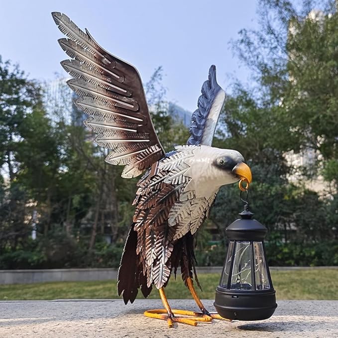 Outdoor Eagle Garden Statue with Solar Lantern, Hand Painted Iron Art Sculpture, Waterproof Yard Decor for Patio, Lawn, Courtyard and Holiday, Ideal Gift for Garden Decoration Lovers