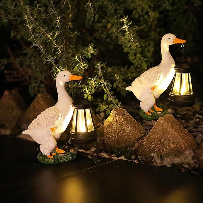 Garden Duck Statue with Solar Lantern, 7.7 Inches Resin White Duck Figurines Light Yard Art Sculpture Outdoor Decor for Patio Lawn Backyard Porch Ornaments