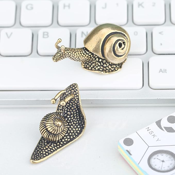 LCCCK 2PCS Brass Snail Figurine Mini Garden Statue, Cute Snail Brass Animals Figurines Home Copper Decor, Unique Outdoor Pond Garden Lawn Decor Landscaping, Landscape Animal Statue