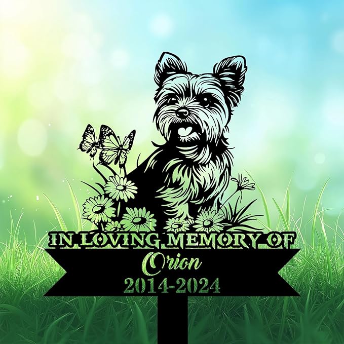 Personalized Yorkshire Terrier Grave Marker, Yorkie Sitting in Garden Memorial Garden Stake, Yorkshire Terrier Memorial Gift, Loss of Yorkie, Outdoor Pet Headstone, Dog Burial Stake