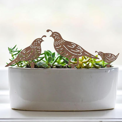 6Pcs Rusty Quail Yard Art Decor, Metal Birds Decorative Garden Stakes for Outside, Bird Lover Gifts for Women Mom Grandma Wife, Metal Garden Decor for Patio Lawn Pathway Backyard Ornament