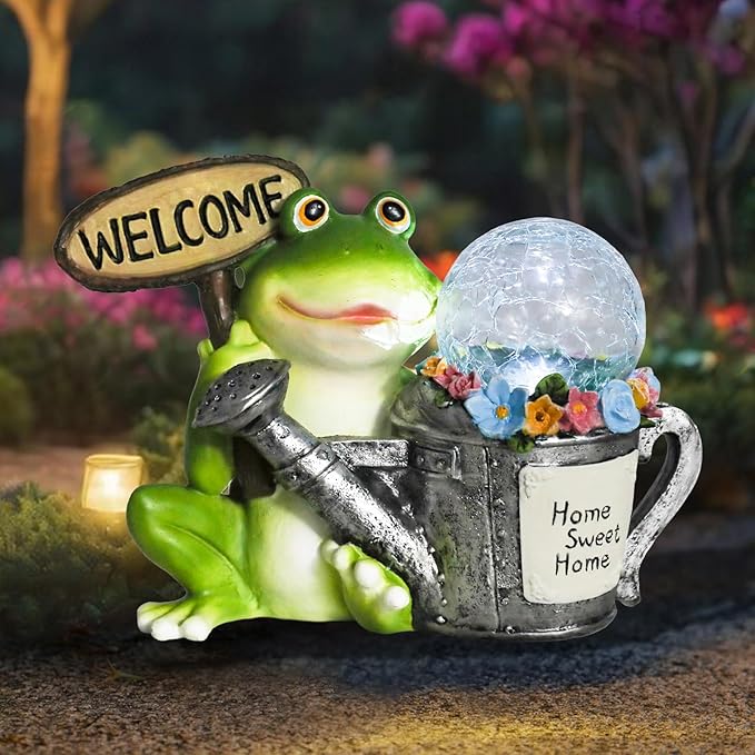 Solar Garden Outdoor Statues Frog Statues with Solar Light, Outdoor Mushroom Frog Figurines Decorations Yard Decor for Patio Balcony Lawn Ornament, Unique Housewarming Gifts for Women