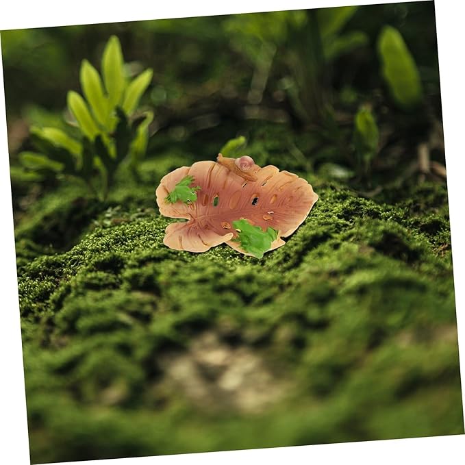 Cute Statues Garden Frog Figurine Charming Resin Statue Outdoor Backyard Decor