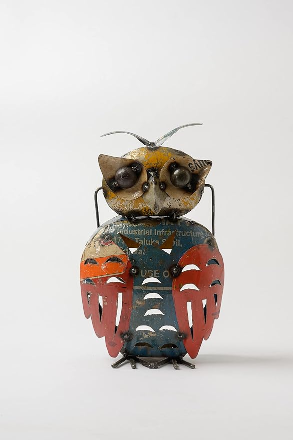 De Kulture Handcrafted Reclaimed Iron Vintage Caterpillar Decorative Collectible Figurine showpiece Holiday décor Ideal for Garden Decoration, 10.6x2.7x4 (LWH) inches