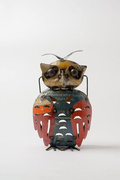 De Kulture Handcrafted Reclaimed Iron Vintage Caterpillar Decorative Collectible Figurine showpiece Holiday décor Ideal for Garden Decoration, 10.6x2.7x4 (LWH) inches