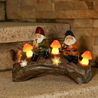 Funny Garden Gnome Statue Solar Powered Mushroom Figurine with Squirrel Gnome Durable Resin Outdoor Decoration for Patio Yard Lawn Ornament Housewarming Gift