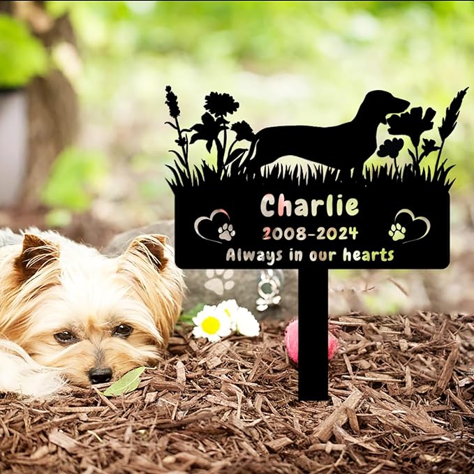 Custom Dachshund Dog Memorial Grave Marker,Personalized Flora Dog Memorial Stake,Dog Memorial Plaque Burial Stake Engraved Sign,Sympathy Grave Stake for Lost Dog,Dog Statue Headstone