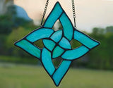 Celtic Trinity Knot Stained Glass Window Hanging Suncatcher Ornament,Irish Decoration Handmade Birthday Gifts for Women Parents Aunt Sister,St Patrick's Day Gifts for Mom Grandma