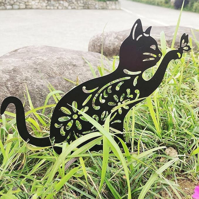 Zerodis Hollow Garden Statue Exquisite Black Cat Decoration for Bird Scaring Iron Garden Ornament for Outdoor Spaces Gardening Supplies