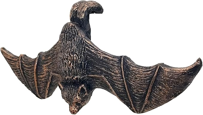 Resin Bat Garden Statues Bat Planter Hanger Flower Pot Hugger Pot Plant Decoration Plant Decorative Figurines for Fairy Garden Fence Yard Patio Outdoor Indoor Ornaments, for Family or Friends Gift