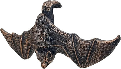 Resin Bat Garden Statues Bat Planter Hanger Flower Pot Hugger Pot Plant Decoration Plant Decorative Figurines for Fairy Garden Fence Yard Patio Outdoor Indoor Ornaments, for Family or Friends Gift