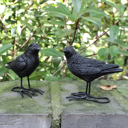 Set of 2 Garden Crow Statues Outdoor Decor for Tree, Resin Bird Figurines Tree Hugger Sculpture Fake Black Raven Decoy Halloween Decoration for Patio Yard, Deck, Fence Ornaments