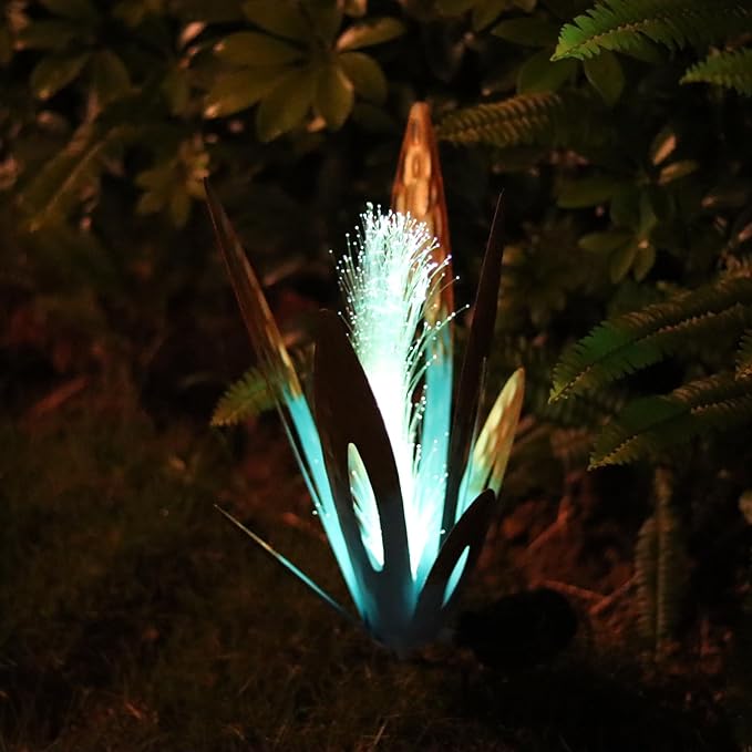 Metal Agave Garden Statue - 13x13x17 inch Solar LED Outdoor Lawn Decor, Hand-Painted Rustic Aloe Vera Sculpture, Waterproof Yard Art for Patio Pathway