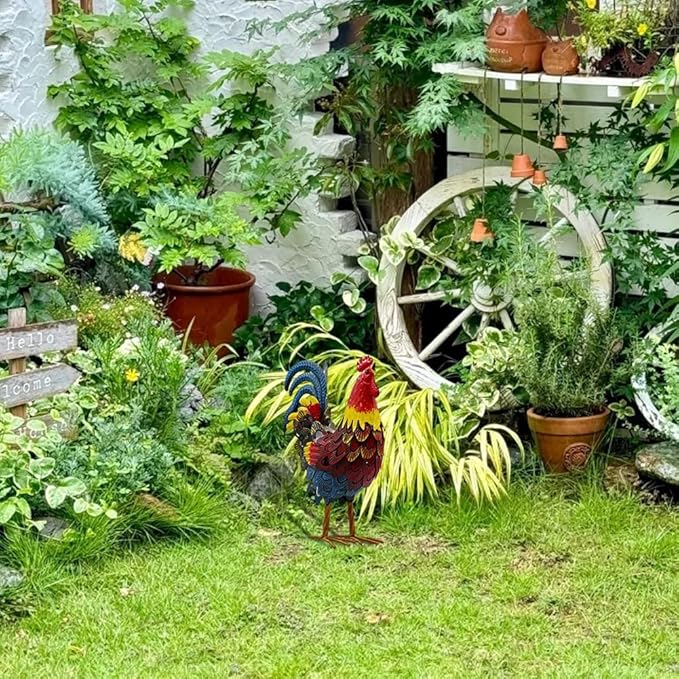 Metal Rooster Yard Decor,16 in Outdoor Chicken Statue Decoration for Patio Lawn Garden,3D Rooster Garden Statues,Chicken Yard Art Sculpture Outdoor Figurines,Metal Chicken Decor,1 Pcs (red)