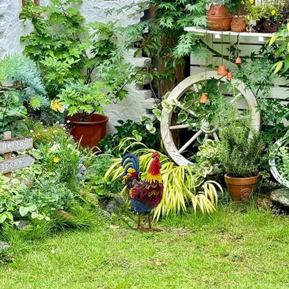 Metal Rooster Yard Decor,16 in Outdoor Chicken Statue Decoration for Patio Lawn Garden,3D Rooster Garden Statues,Chicken Yard Art Sculpture Outdoor Figurines,Metal Chicken Decor,1 Pcs (red)