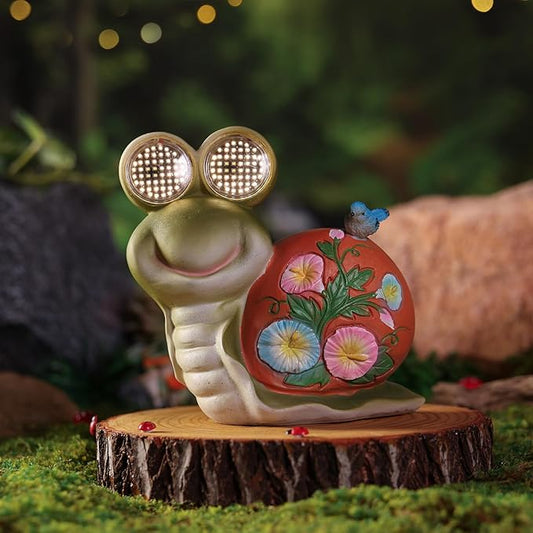 Snail Garden Statue Light Solar Light Figurine Outdoor Decor Fairy Garden Decorations Outside Art for Yard, Gardens Patio, Lawn Décor Unique Gift for Women (Snail)