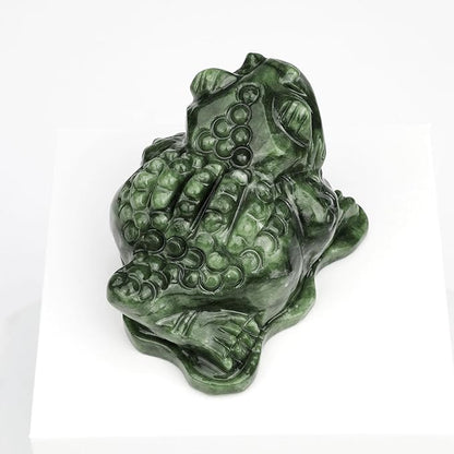 gemshan Jade Money Frog Statue, 3.1 Inch Natural Jade Feng Shui Frog Sculpture, Hand-Carved Collector's Art for Home/Office/Garden Decor
