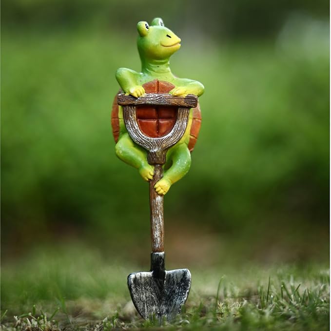 Outdoor Resin Garden Statue with Shovel, Handcrafted Frog Dwarf Rabbit Turtle Figurines for Lawn Decor, Weather-Resistant Yard Sculpture Art, Garden Ornament for Patio Lawn Landscape (Dark Green)
