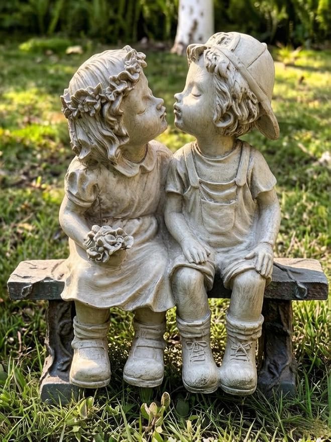 First Kiss Garden Outdoor Statue Decorative, Flower Bed Decor Puppy Love Kissing Couple, Boy and Girl Kissing Garden Figurine for Yard Patio Art