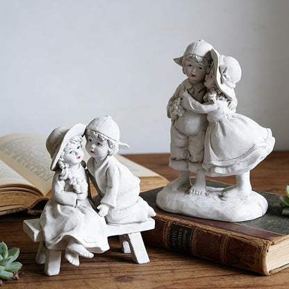 Garden Statues Boy and Girl Couple Statue, Romantic Outdoor Statues of First Kiss, Resin Garden Sculptures & Statues for Patio Lawn Yard Art, Flower Bed Decorations Outdoor