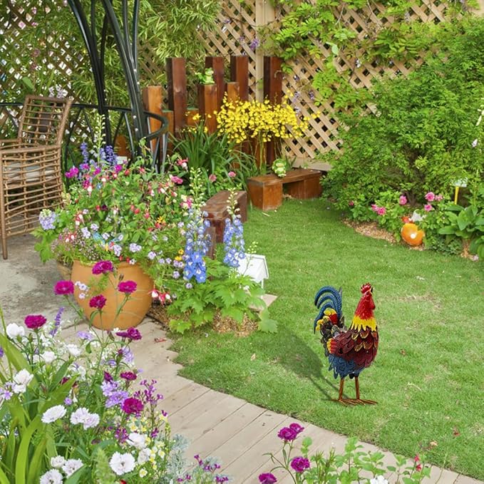Metal Rooster Yard Decor,16 in Outdoor Chicken Statue Decoration for Patio Lawn Garden,3D Rooster Garden Statues,Chicken Yard Art Sculpture Outdoor Figurines,Metal Chicken Decor,1 Pcs (red)
