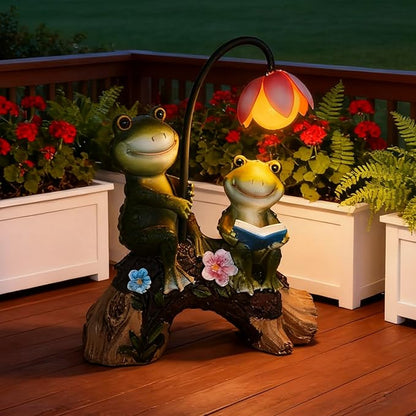 Solar Powered Frog Garden Statue with Flower Lamp, Resin Frog Figurine Set with Reading Frog, Outdoor Decor for Patio, Lawn, Yard, Unique Gift for Frog and Garden Enthusiasts(Green)