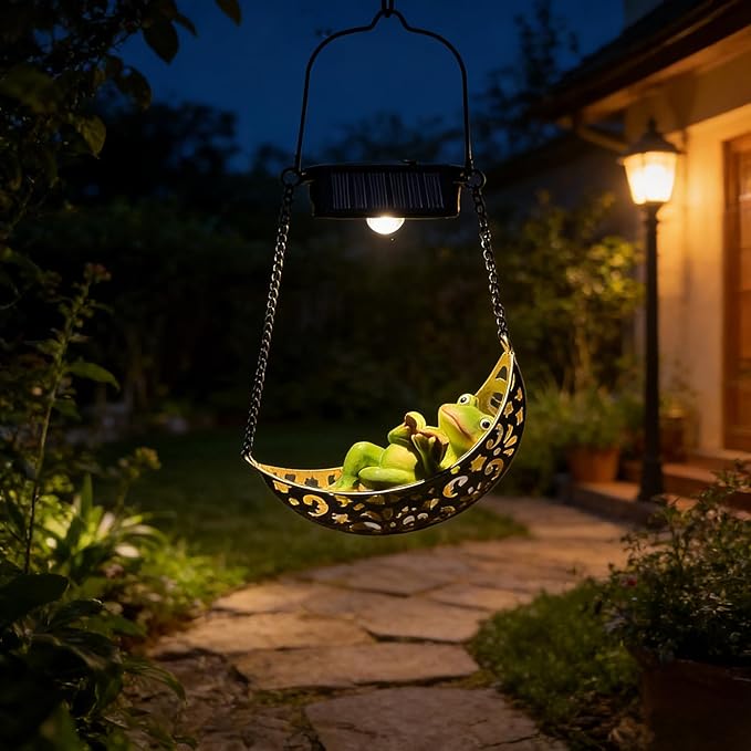Solar Frog Light Outdoor Statues, Waterproof Hanging Animal Figurine with Hook for Yard Garden Wall Balcony Tree Decoration, Garden Statues Lawn Ornaments for Outside Art Outdoor(1 Pack Frog)