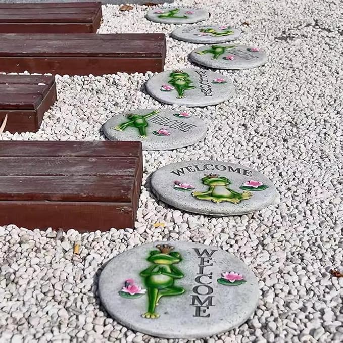 Etlegor Garden Décor Stepping Stones, Fun Animal Print Outdoor Pathway Décor Step Stones, All-Weather Lawn Pathway/Flower Beds/Courtyard Pavers(Frog-C)