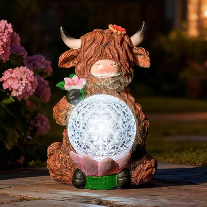Highland Cow Garden Decor Solar Garden Lights, Highland Cow Outdoor Statue with LED Crystal Ball Waterproof for Outdoor,Lawn,Patio,Highland Cow Gifts