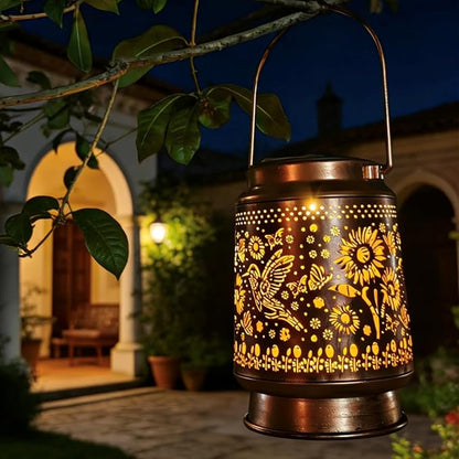 Hummingbird Solar Light Outdoor Waterproof Hanging, Hummingbird Garden Decoration Metal led Solar Light, Suitable for Garden Patio Lawn Path, Ladies mom Grandma Outdoor Lantern Decoration