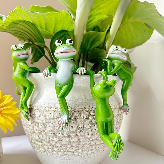 Cute Climbing Frog Figurines Flower Pot Hugger Resin Hanging Frog Sculpture Outdoor Statue Plant Pot Decorations for Home Garden Fence Balcony Patio Lawn Yard Ornaments (Back)