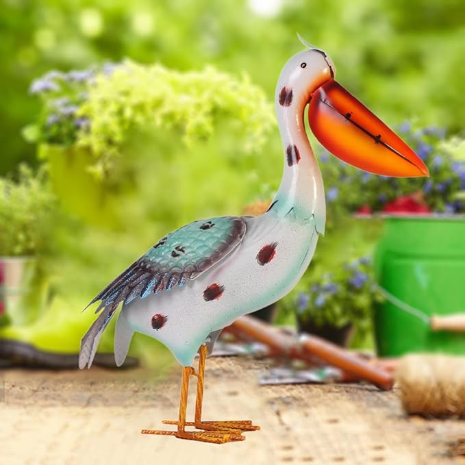 Baoblaze Pelican Statue Garden Sculpture Standing Vivid Metal Craft Outdoor Decoration Figurine for Pool Flowerbed Backyard Porch Lawn