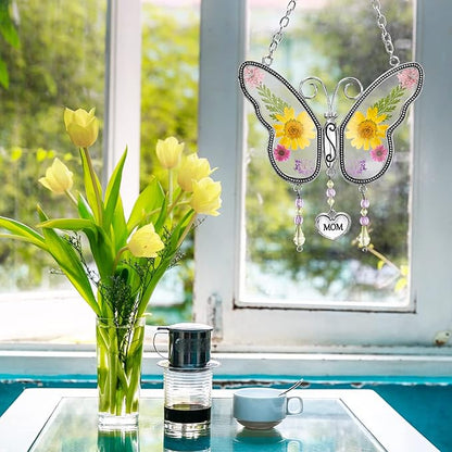 Butterfly Suncatcher Wind Chime with Embossed Colorful Flower Wings, for Mom Butterfly Glass Wind Chime with Hook and Metal Heart Hang Tag, Birthday Gift for Mom's Grandmother (Yellow Mom)