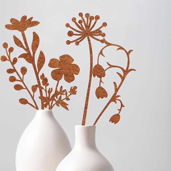 Metal Flowers Garden Stakes, Flower Bed Decor Plant Stakes, Rusted Metal Flower Plant Art for Outside, Yard Art Outdoor for Lawn Yard, Walkway Flower Garden Pots
